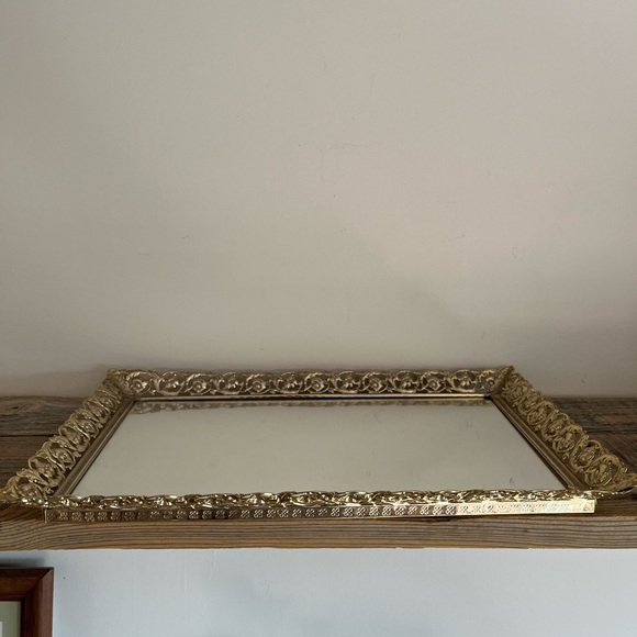 Vanity Mirror tray Gold filigree rectangle - Picture 2 of 4